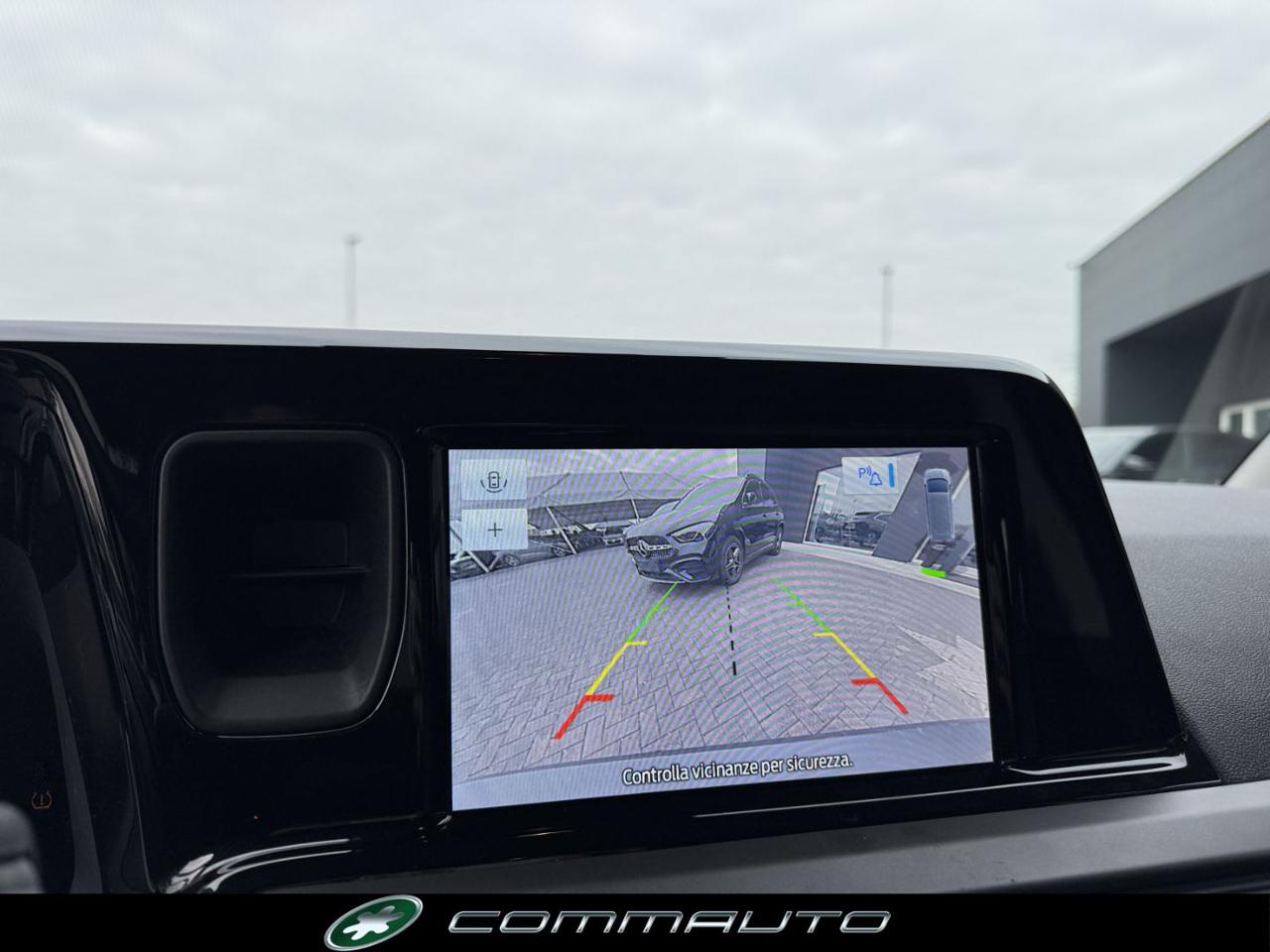 FORD Tourneo Courier 1.0 EcoBoost Powershift Titanium - 21