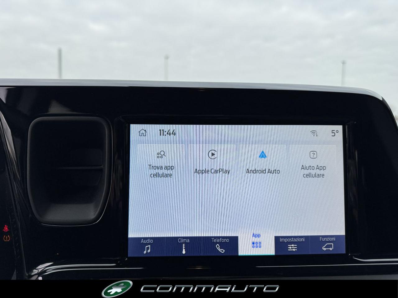 FORD Tourneo Courier 1.0 EcoBoost Powershift Titanium - 20