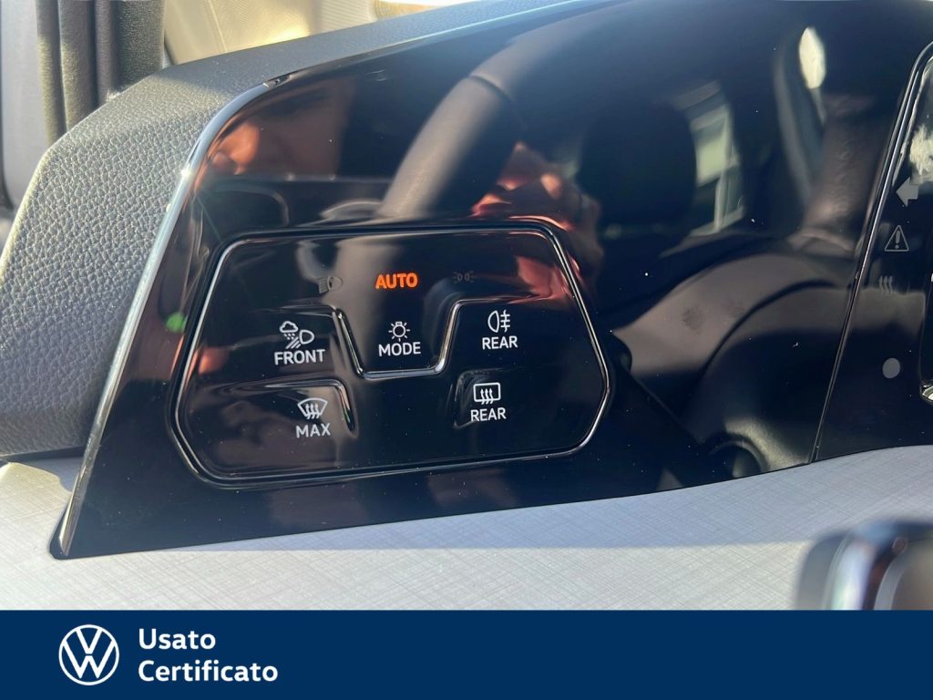 VOLKSWAGEN Golf 1.5 tsi ehybrid edition plus 204cv dsg - 19