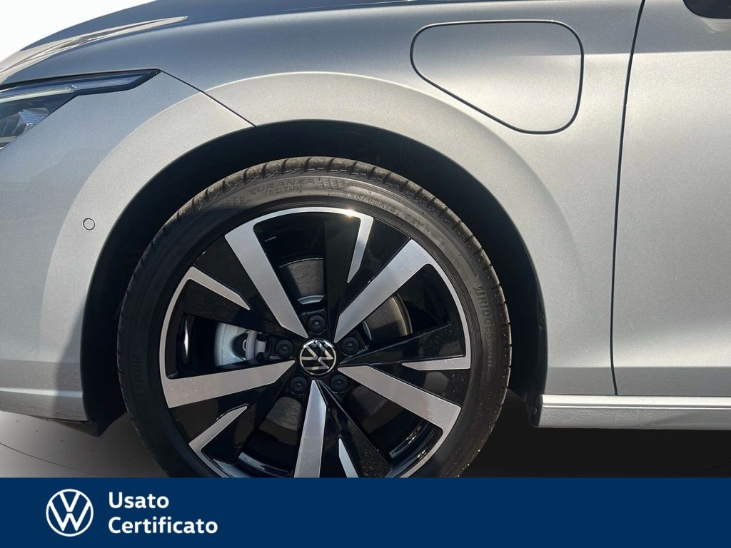 VOLKSWAGEN Golf 1.5 tsi ehybrid edition plus 204cv dsg - 24