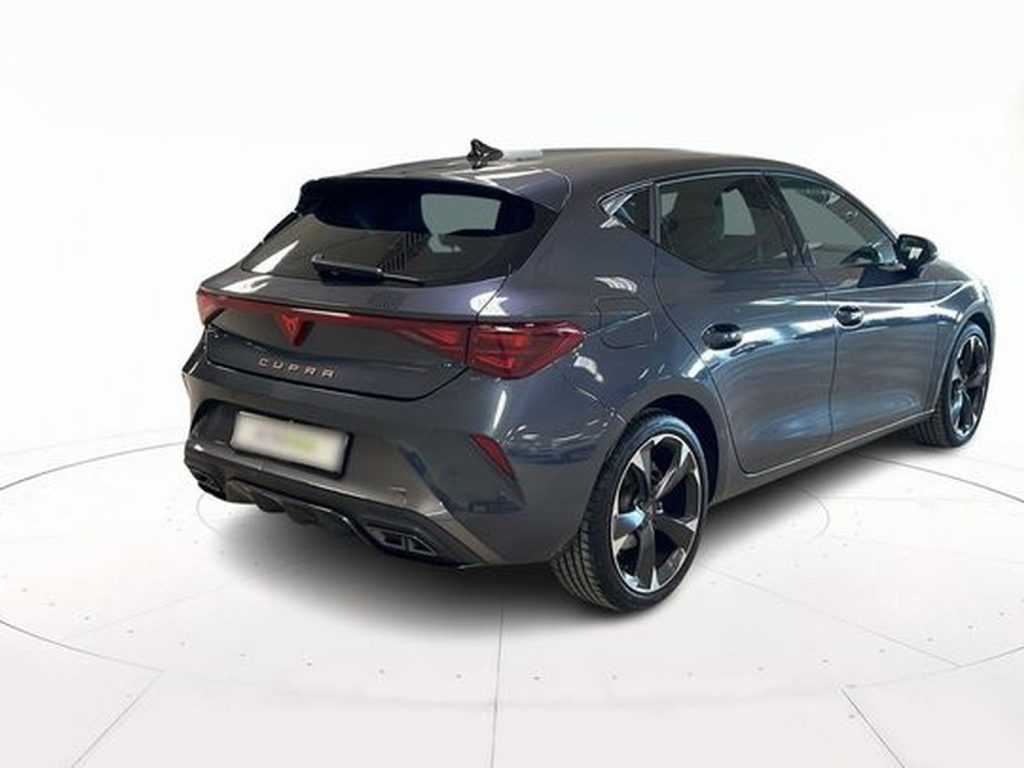 CUPRA Leon 1.5 hybrid 150cv dsg - 4