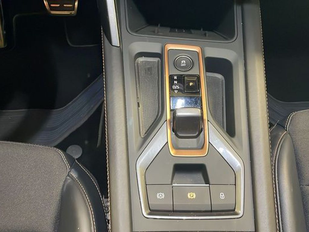 CUPRA Leon 1.5 hybrid 150cv dsg - 11