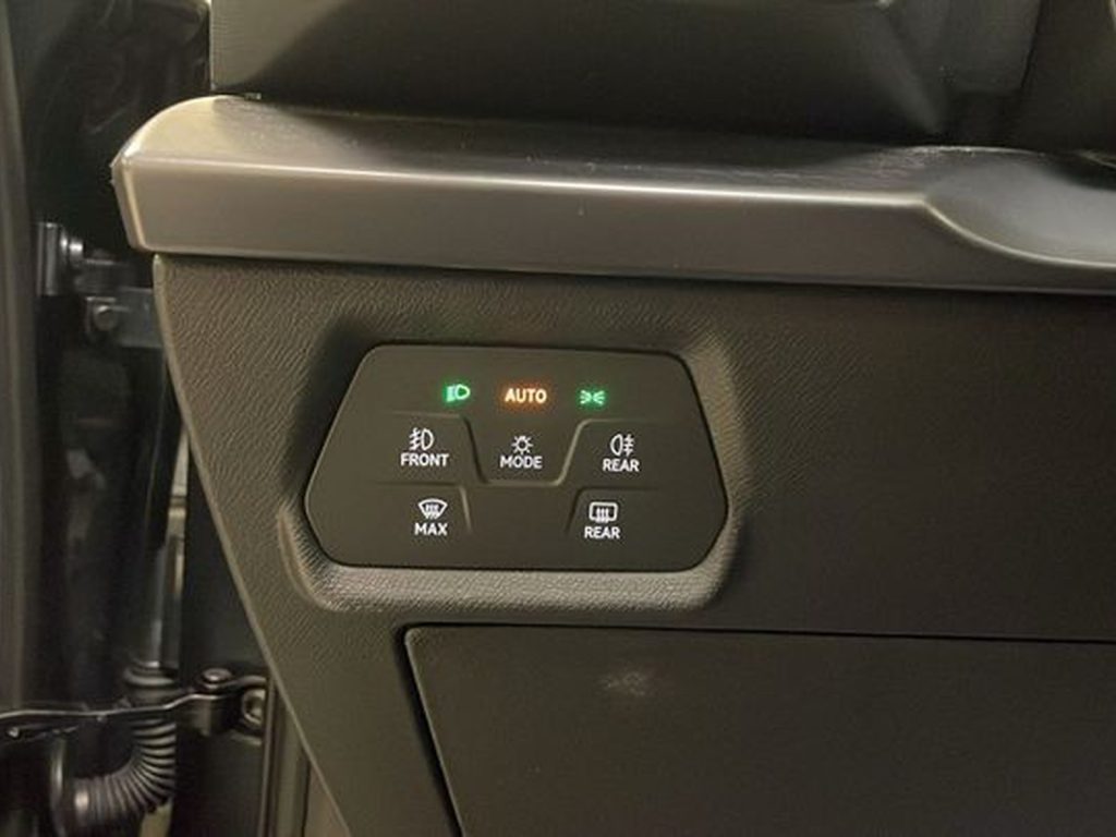 CUPRA Leon 1.5 hybrid 150cv dsg - 16