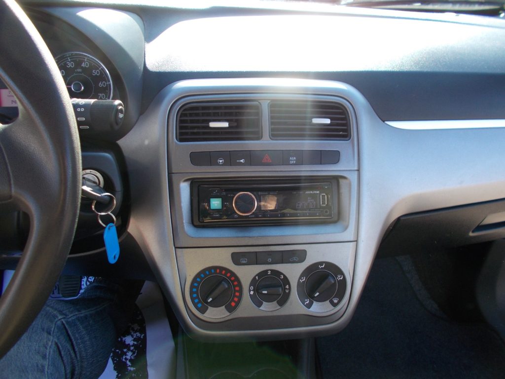 FIAT Punto 1.3 MJT 75CV porte Van Pop 2 posti - 10