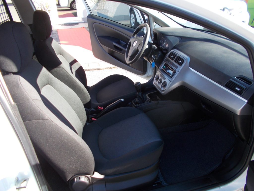 FIAT Punto 1.3 MJT 75CV porte Van Pop 2 posti - 9