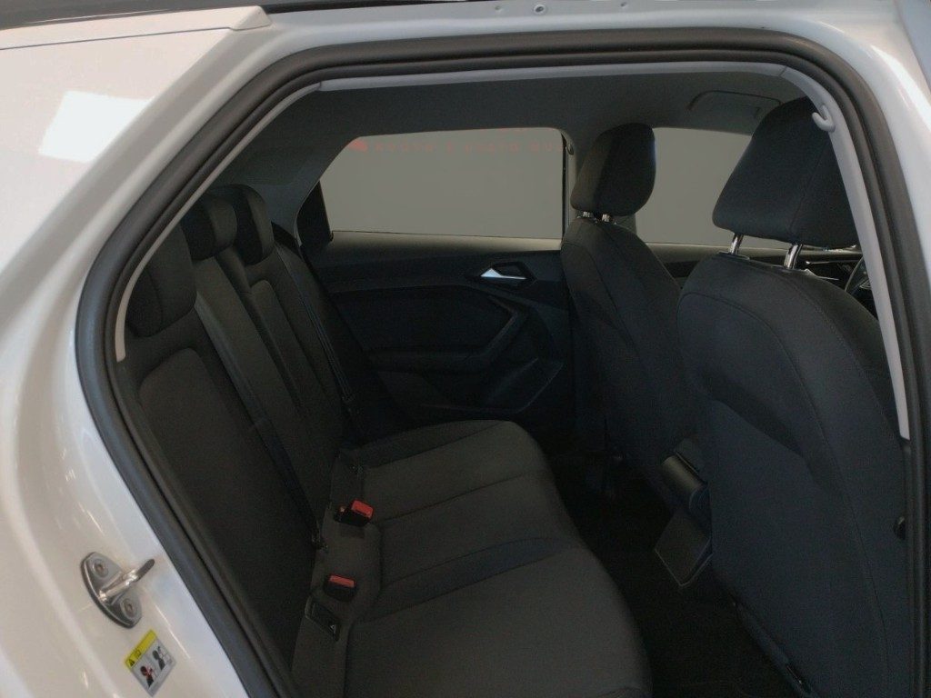 AUDI A1 citycarver 30 TFSI Admired Km 53.000 Pronta Conse - 18