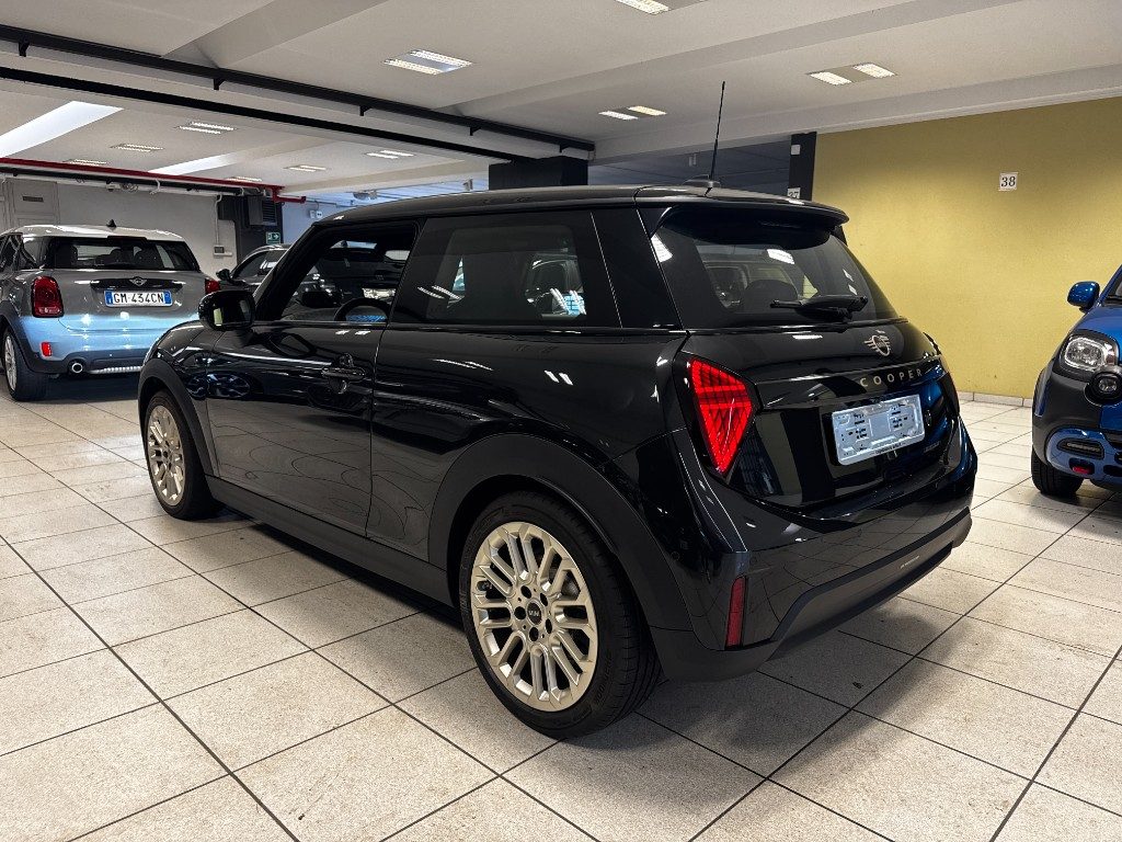 MINI Cooper C Favoured+PACCHETTO S+10.700KM+TELECAMERA - 5