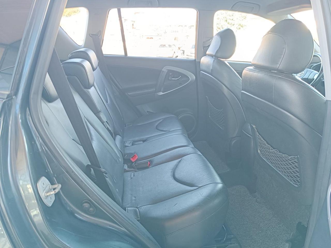 TOYOTA RAV 4 MY23 RAV4 2.2 D-4D 177 CV Luxury - 12