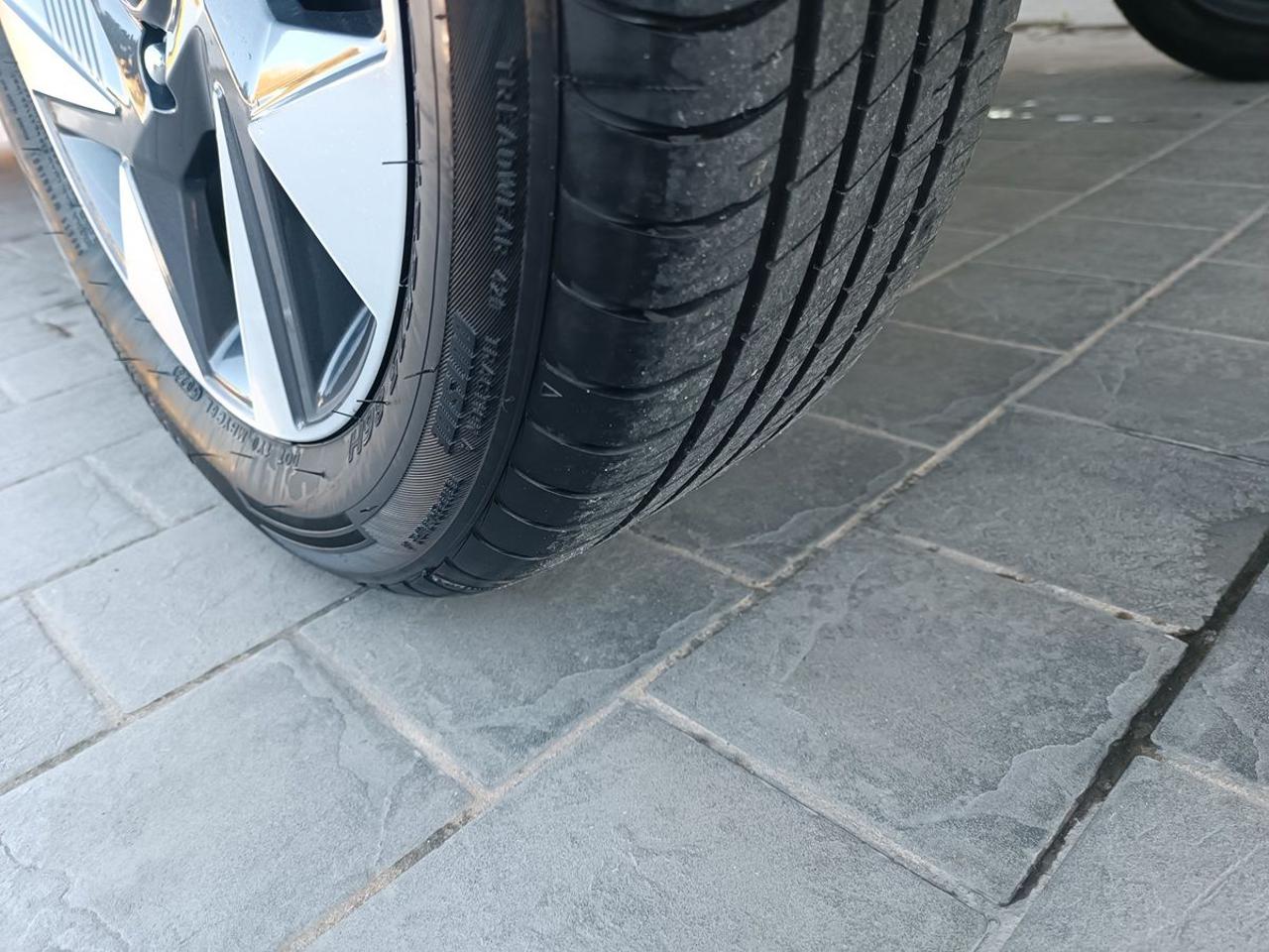 HYUNDAI i10 1.0 MPI Connectline - 27