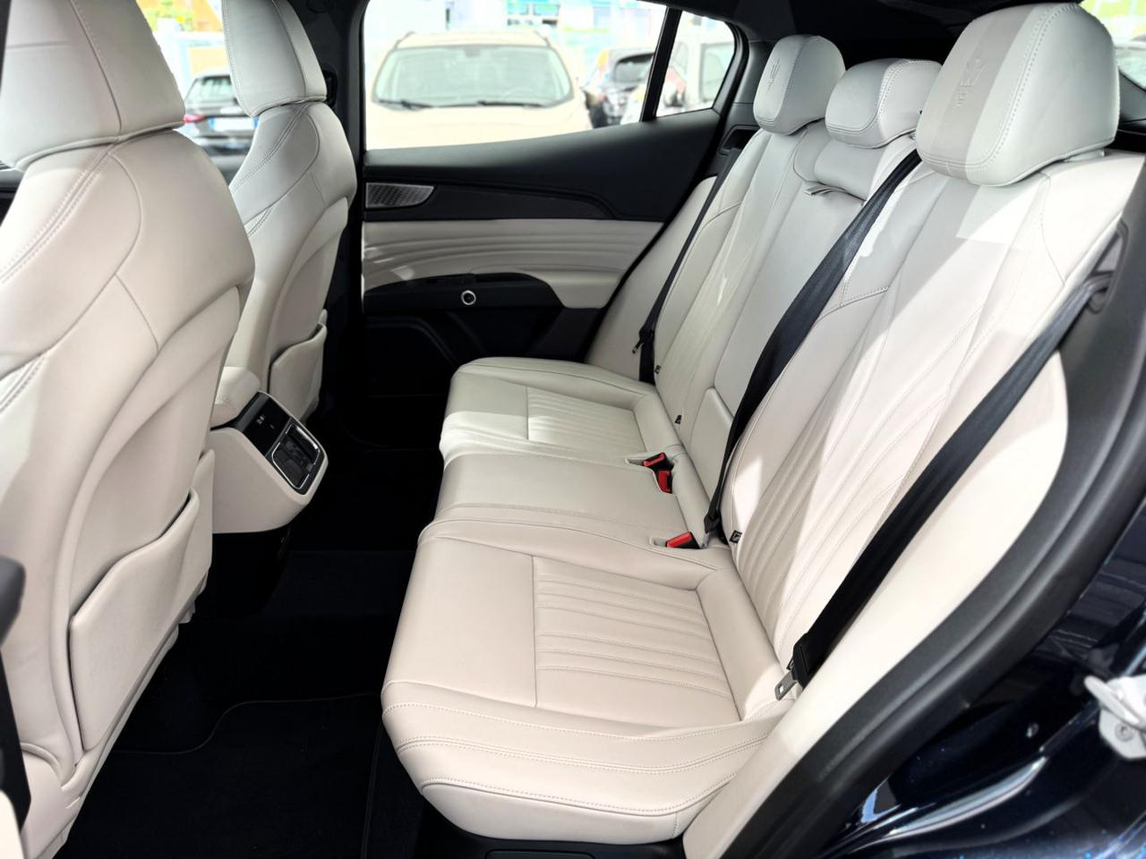 MASERATI Grecale 2.0 MHEV 300cv AWD GT (Pelle/APP/Led/Retro) - 13