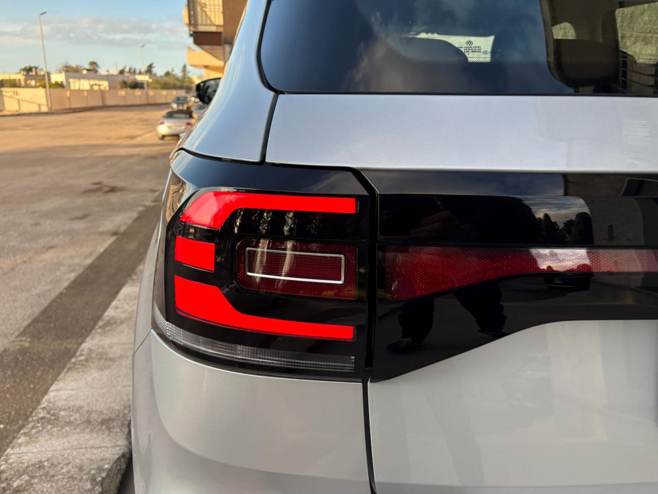 VOLKSWAGEN T-Cross 1.0 TSI 95 CV Style BMT - 26