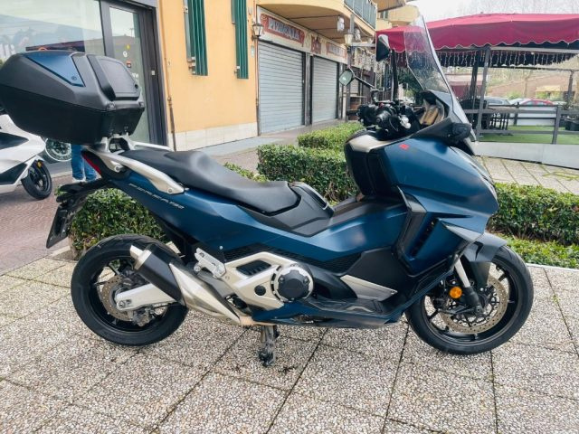 HONDA Forza 750 Antracite pastello