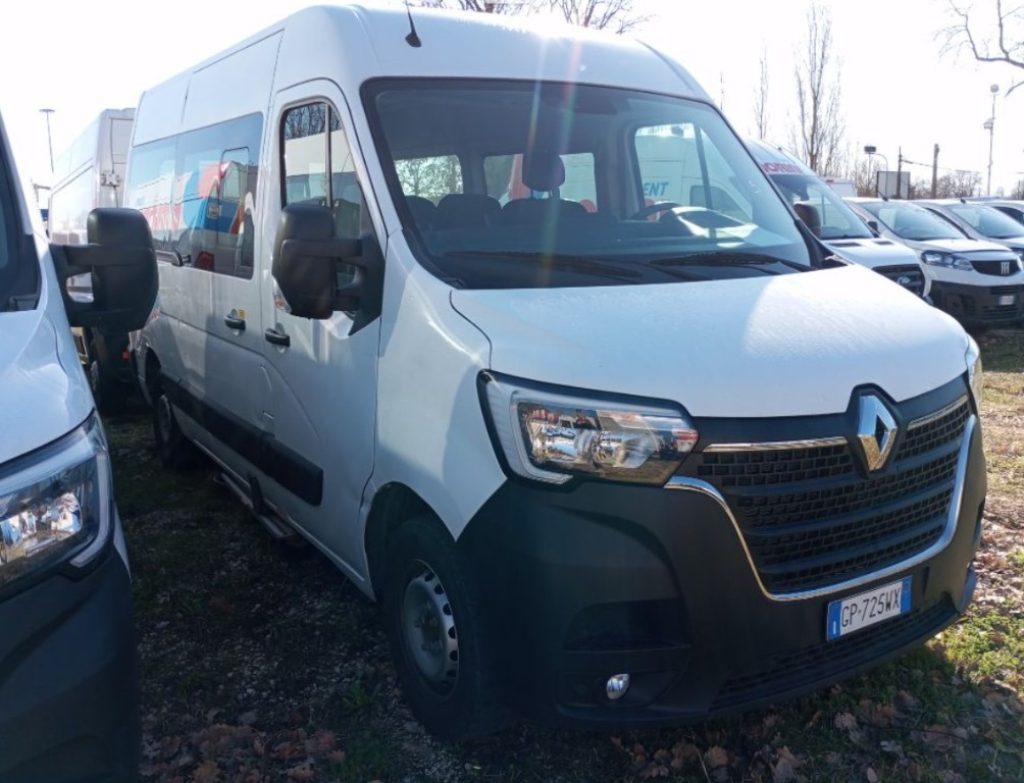 RENAULT Master T35 2.3dCi150 PM-TM L2H2 Energy 9posti  disabili - 2