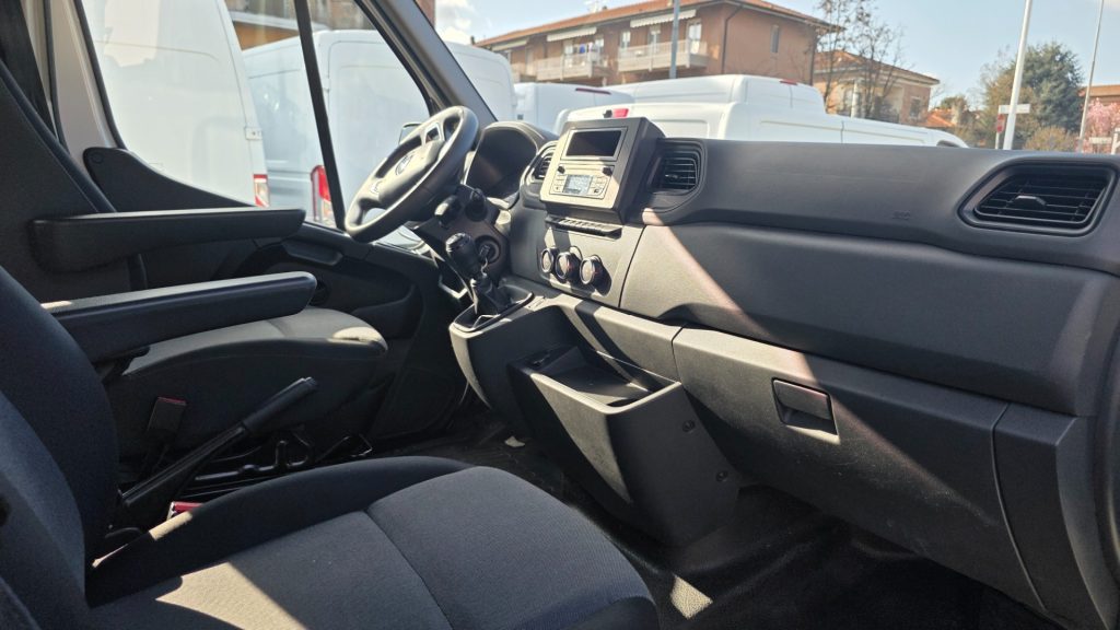 RENAULT Master T35 2.3dCi150 PM-TM L2H2 Energy 9posti  disabili - 11