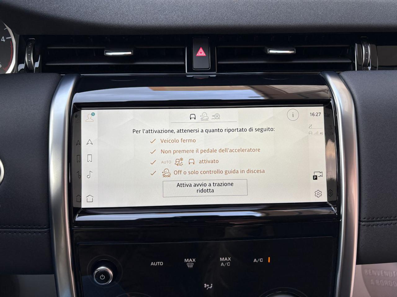 LAND ROVER Discovery Sport 2.0 TD4 163 CV AWD Auto SE AUTOCARRO 5 POSTI. - 24