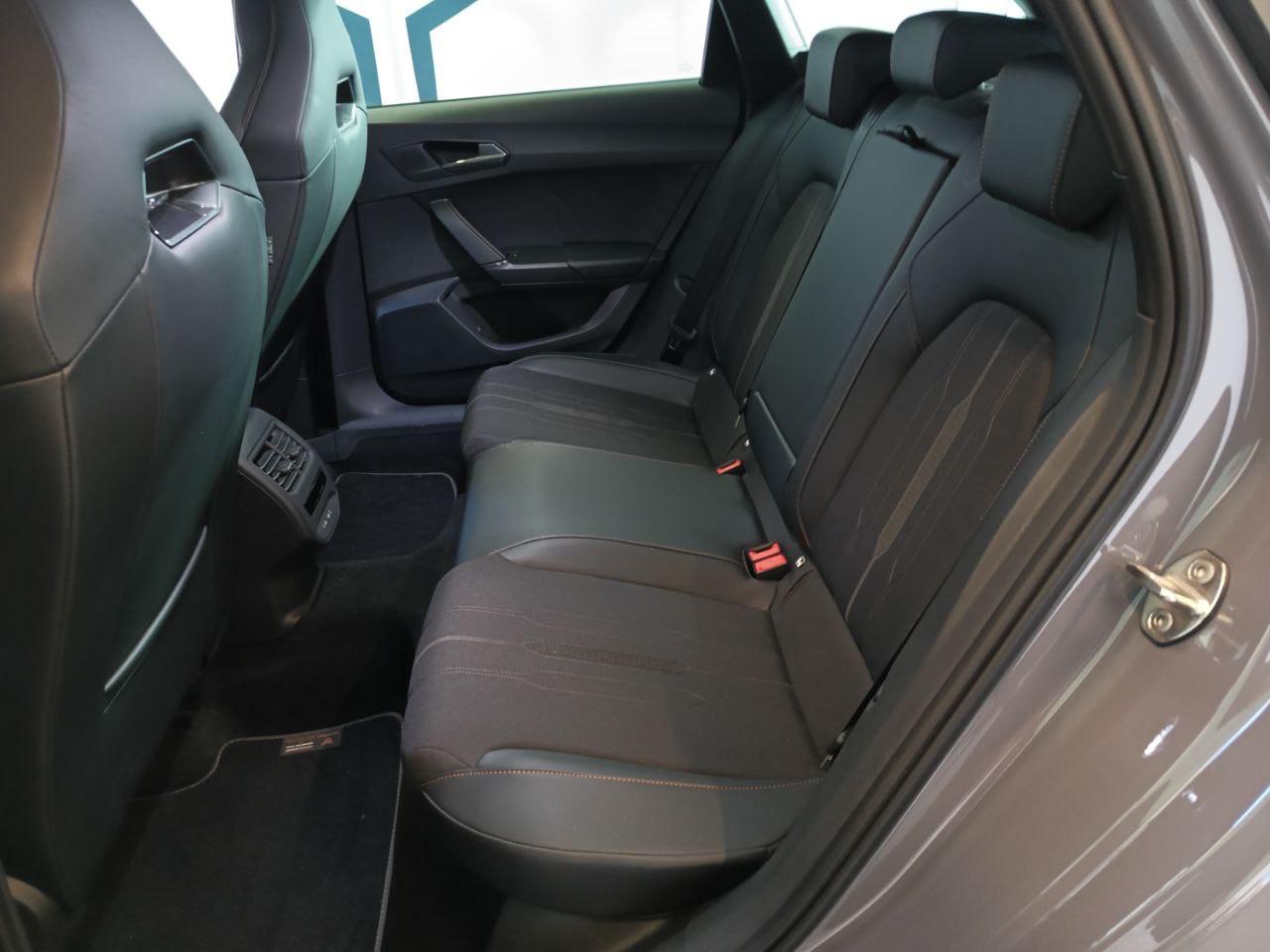 CUPRA Leon Sportstourer 1.5 Hybrid 150 CV DSG - 9