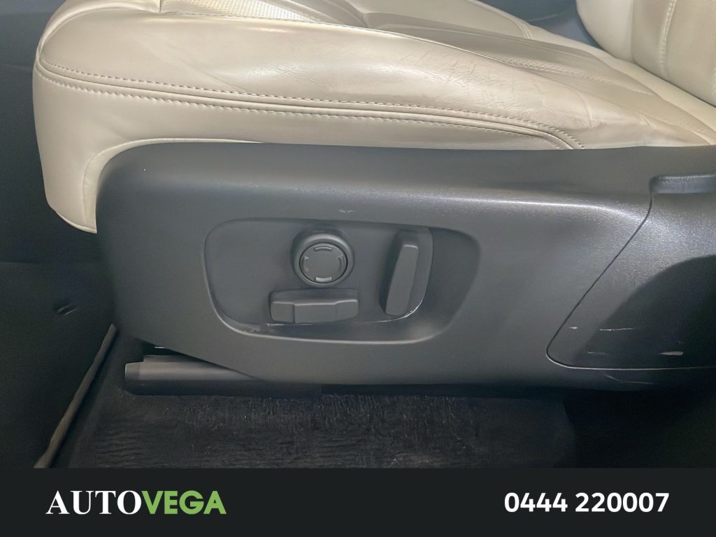 LAND ROVER Range Rover Velar 3.0d i6 mhev hse silver 249cv auto - 14