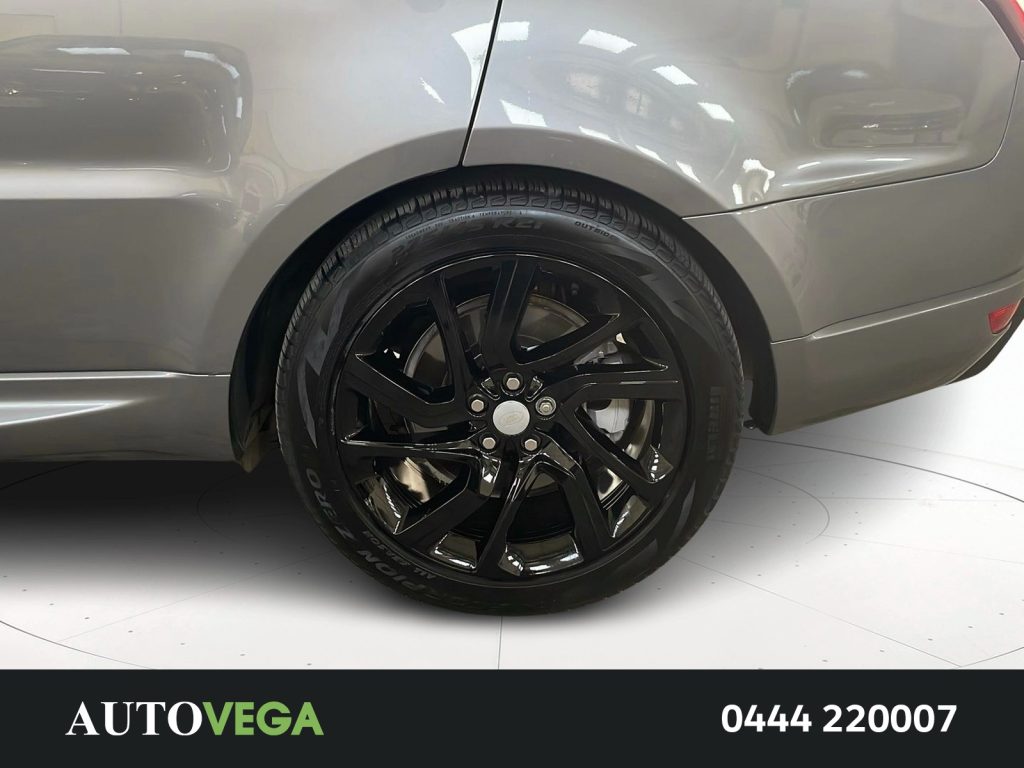 LAND ROVER Range Rover Velar 3.0d i6 mhev hse silver 249cv auto - 18