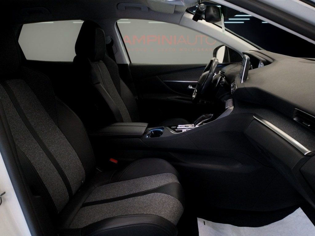 PEUGEOT 3008 BlueHDi 130 Cv EAT8 Automatica Allure Pronta Cons - 18