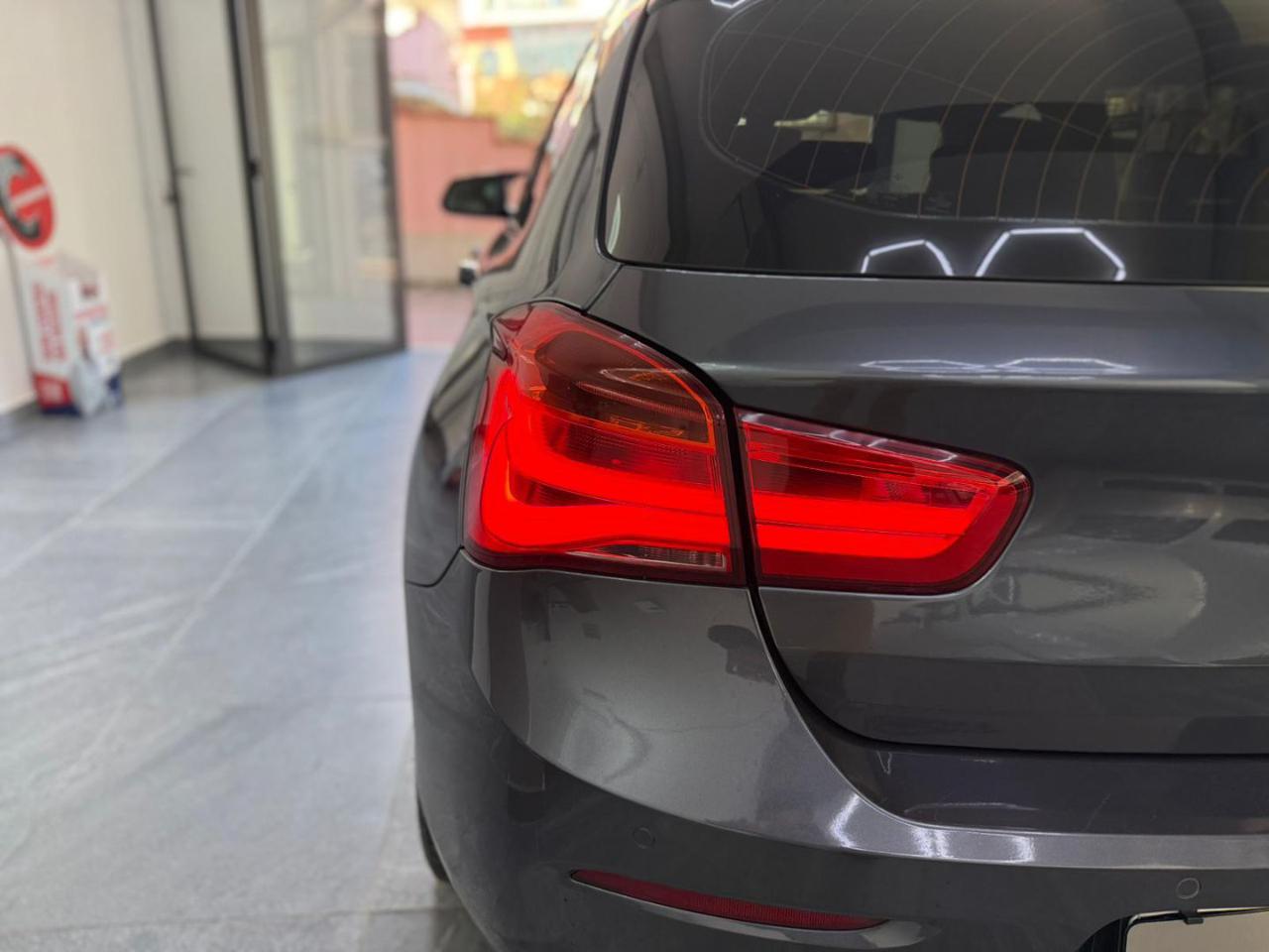 BMW 116 d 5p. Sport - 10