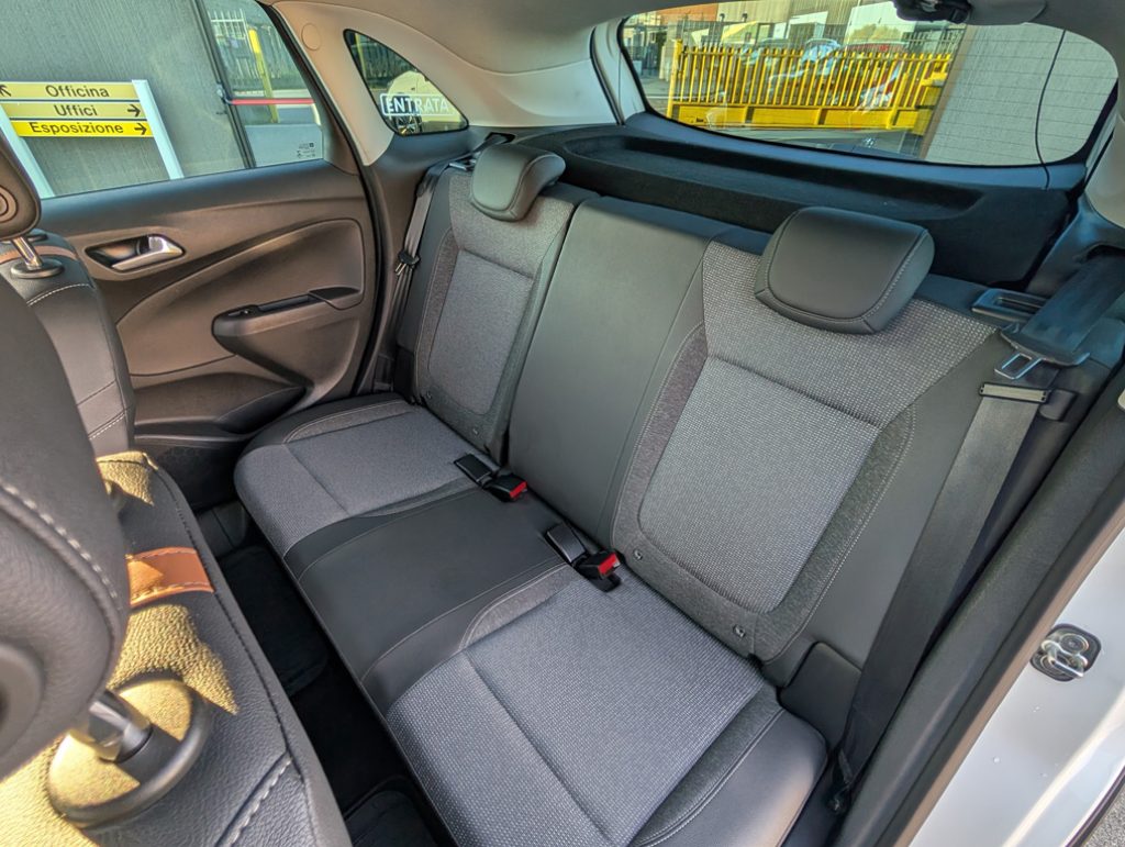 OPEL Crossland X 1.5 ECOTEC D 120CV S&S Aut. Elegance OK NEPATENTAT - 24