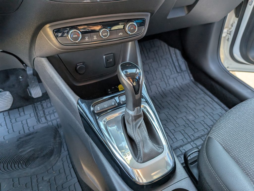 OPEL Crossland X 1.5 ECOTEC D 120CV S&S Aut. Elegance OK NEPATENTAT - 28