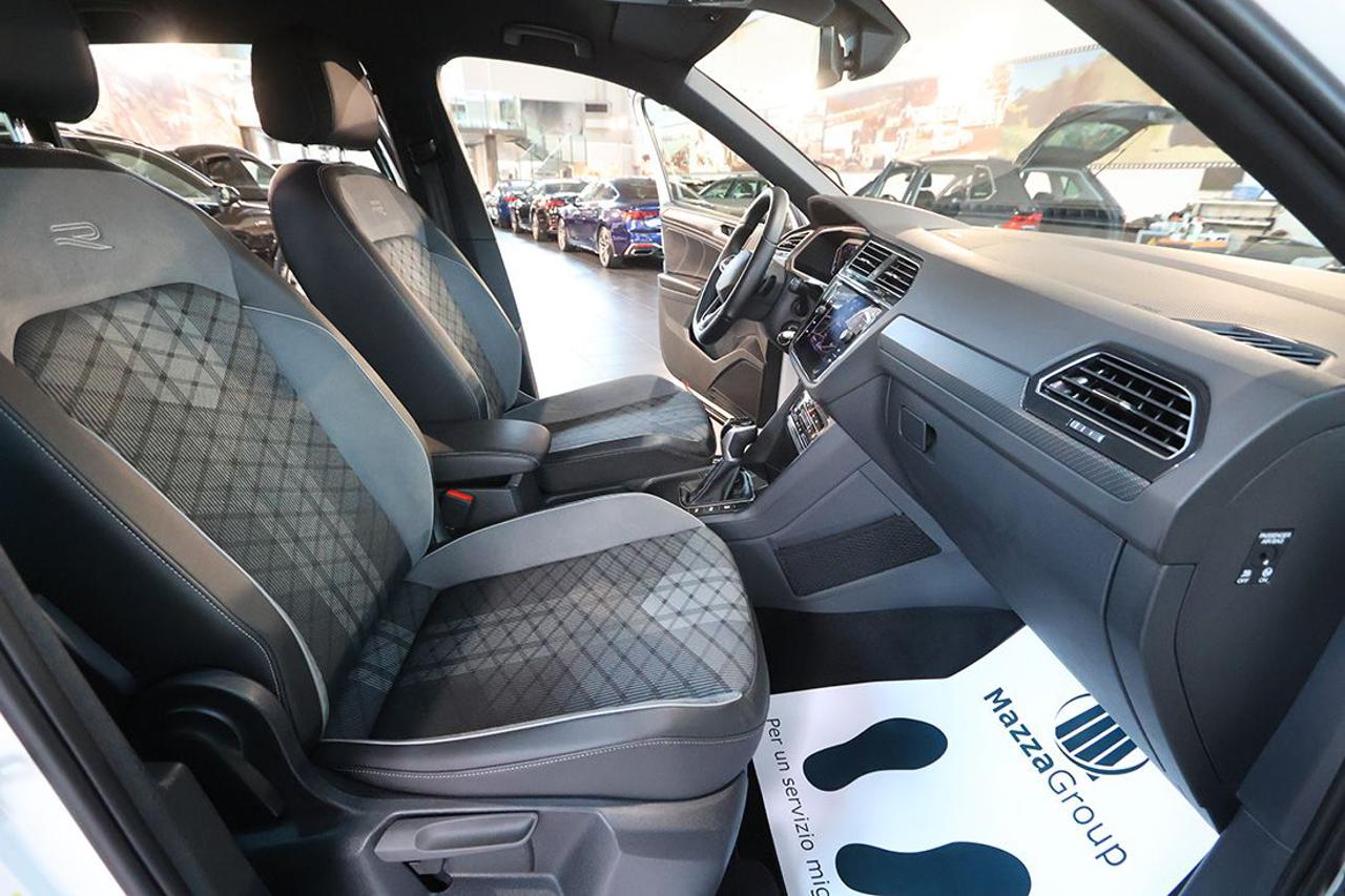 VOLKSWAGEN Tiguan 2.0 TDI 150cv SCR DSG R-Line - 41