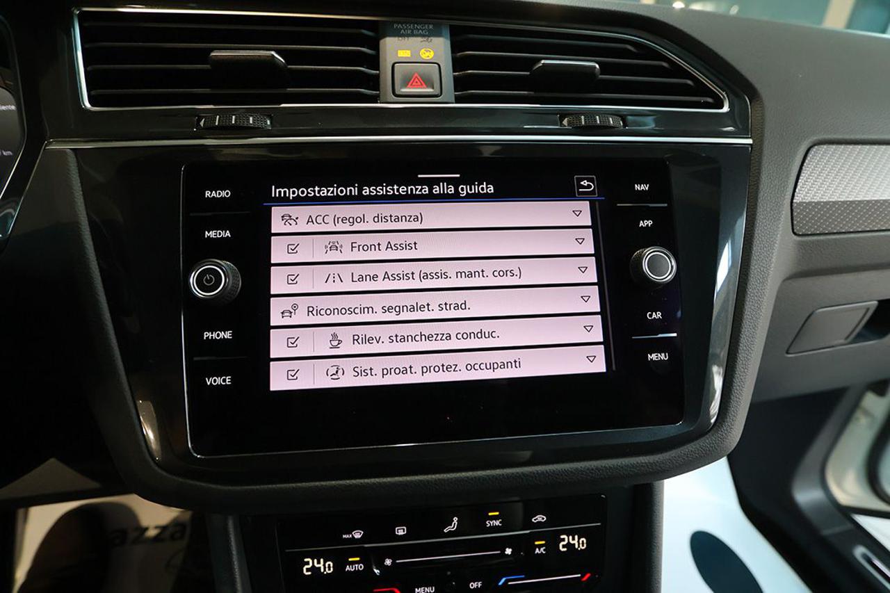 VOLKSWAGEN Tiguan 2.0 TDI 150cv SCR DSG R-Line - 29