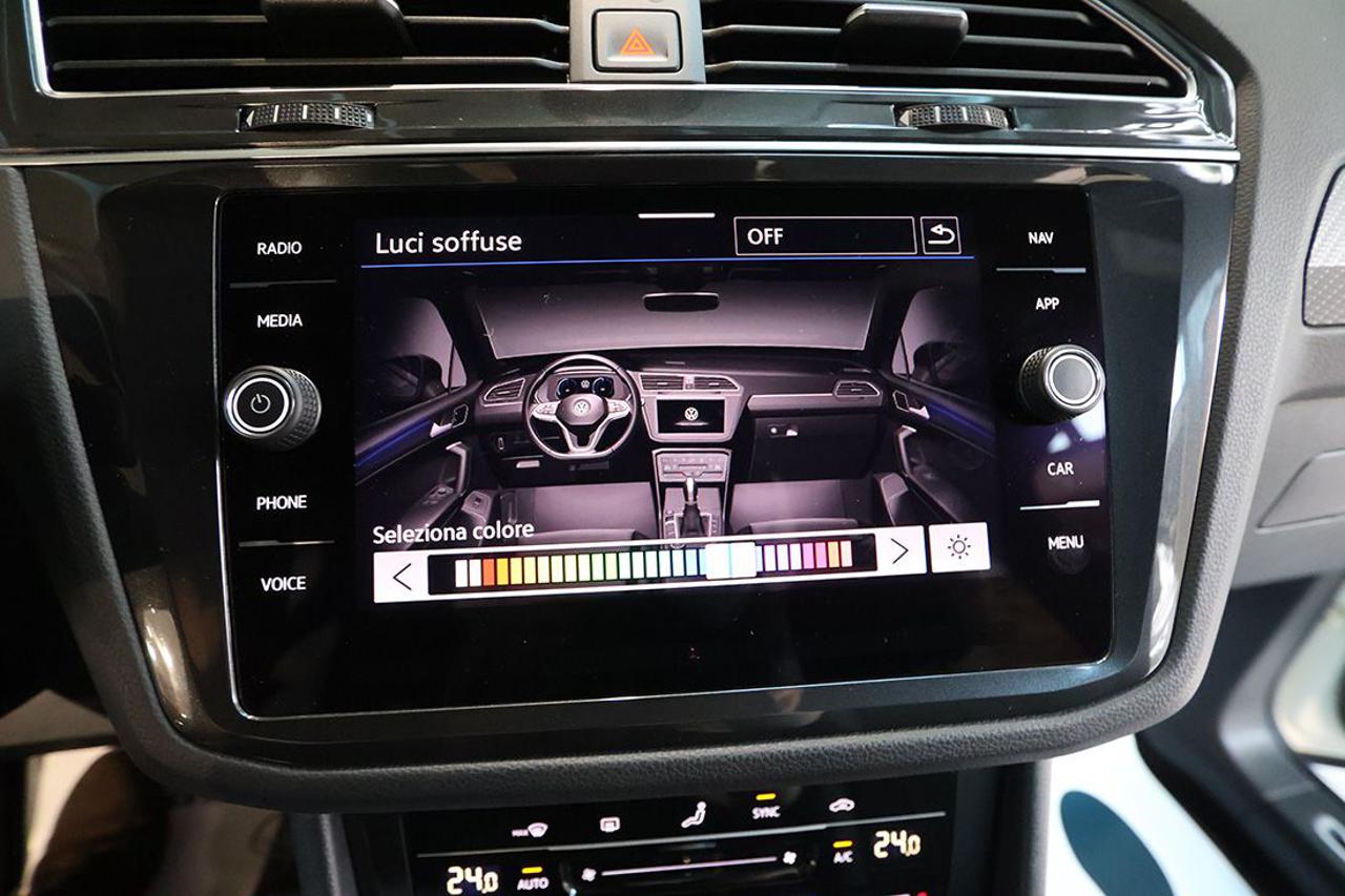 VOLKSWAGEN Tiguan 2.0 TDI 150cv SCR DSG R-Line - 31