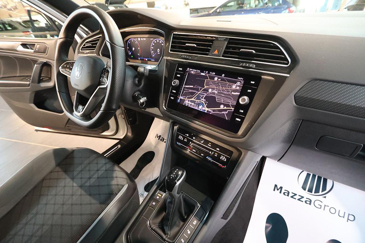 VOLKSWAGEN Tiguan 2.0 TDI 150cv SCR DSG R-Line - 36