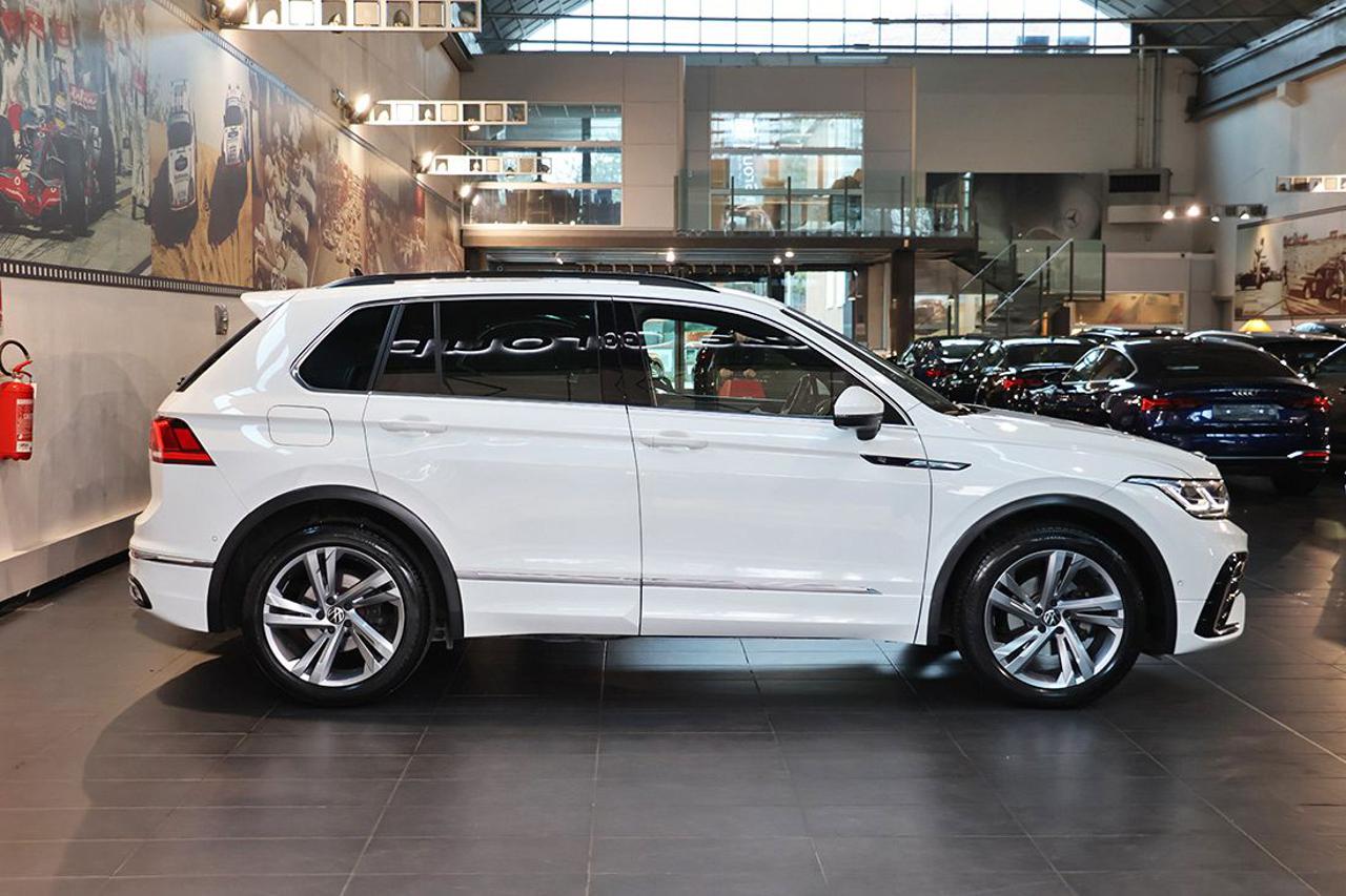 VOLKSWAGEN Tiguan 2.0 TDI 150cv SCR DSG R-Line - 2