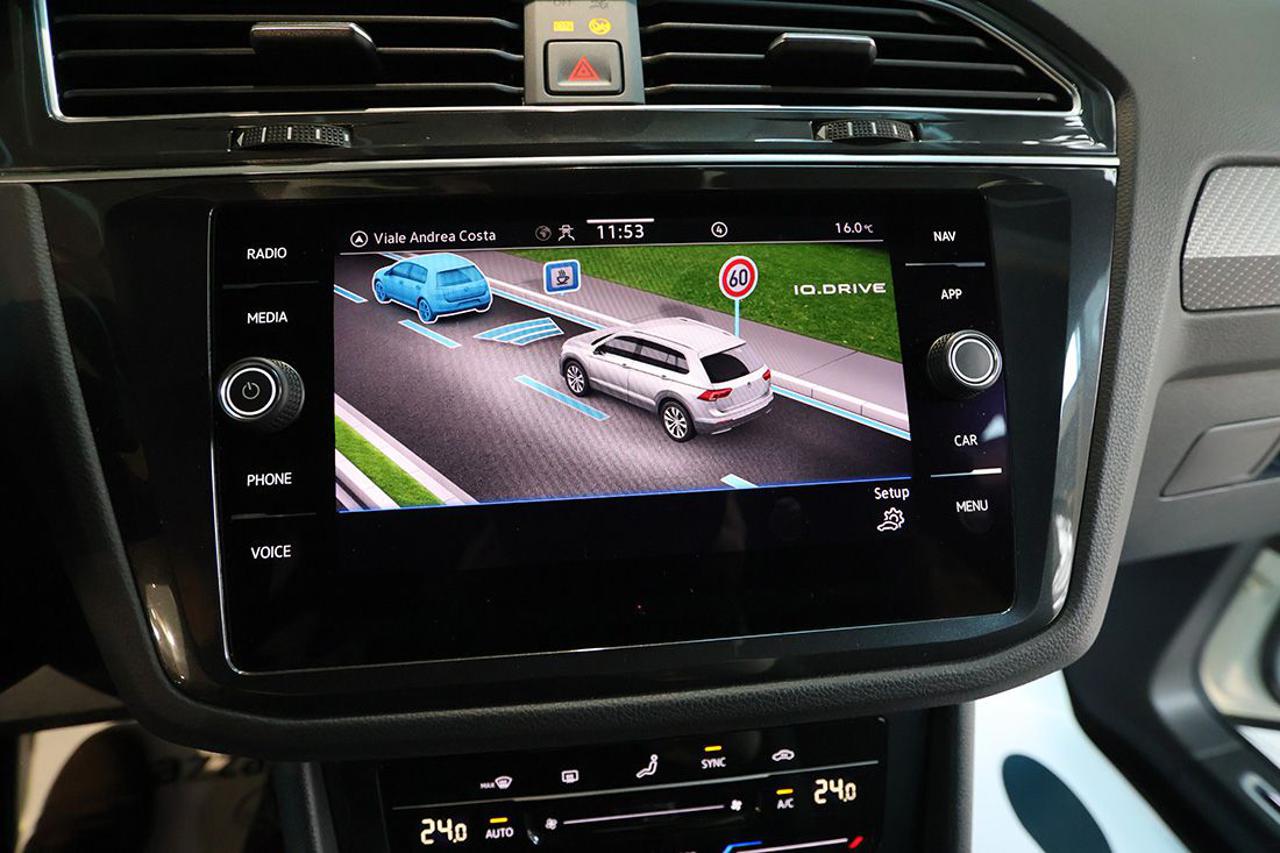 VOLKSWAGEN Tiguan 2.0 TDI 150cv SCR DSG R-Line - 28