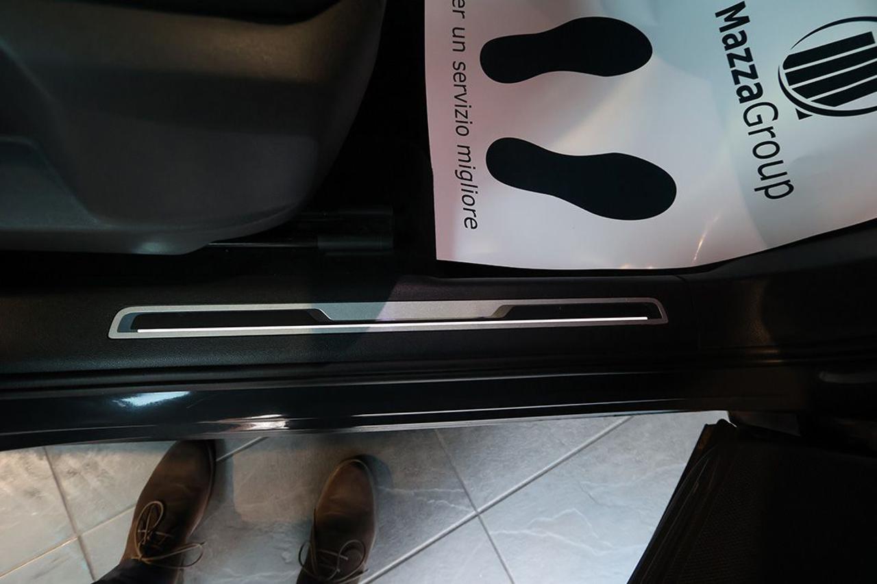 VOLKSWAGEN Tiguan 1.5 TSI ACT Life - 34