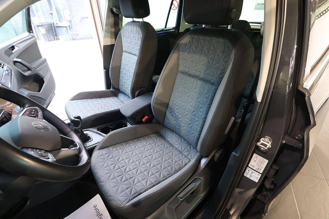 VOLKSWAGEN Tiguan 1.5 TSI ACT Life - 16