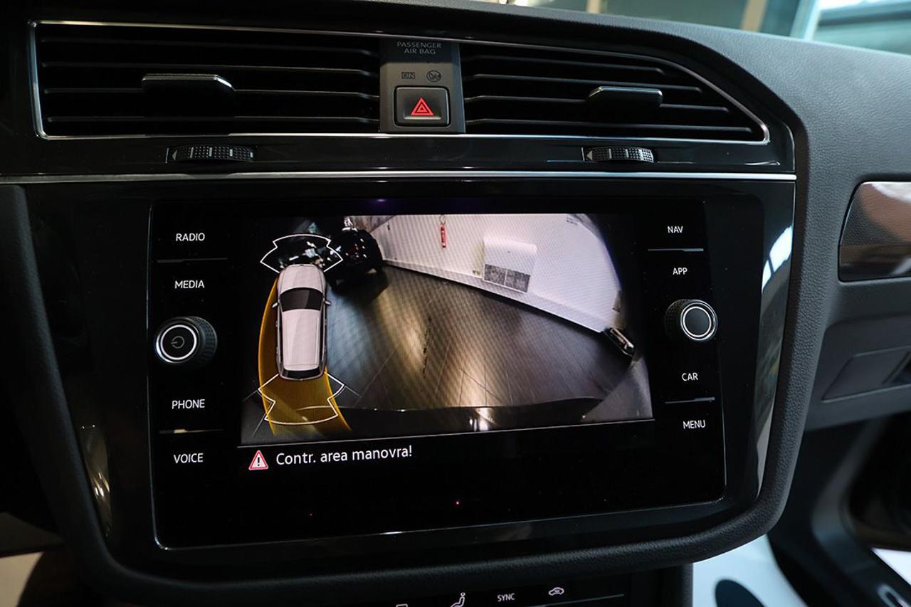 VOLKSWAGEN Tiguan 1.5 TSI ACT Life - 24