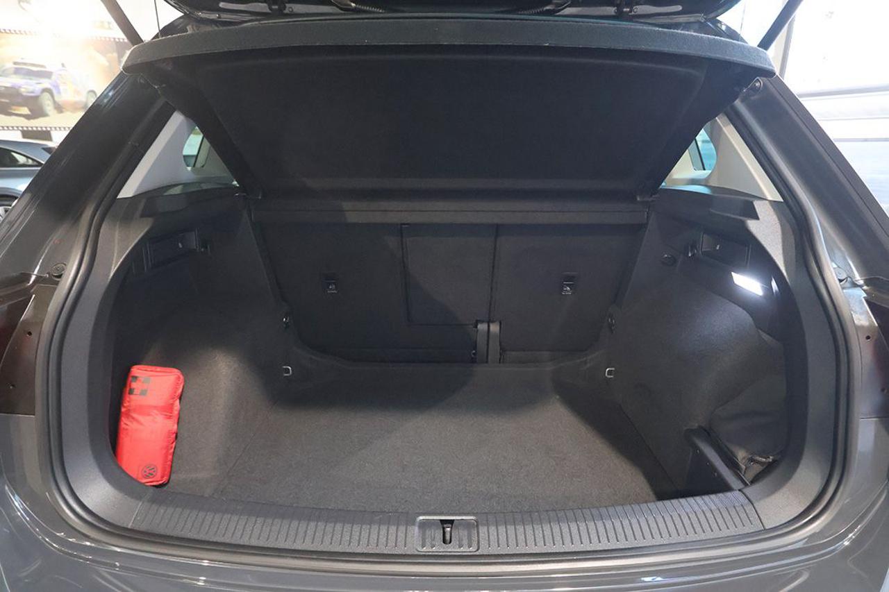 VOLKSWAGEN Tiguan 1.5 TSI ACT Life - 11