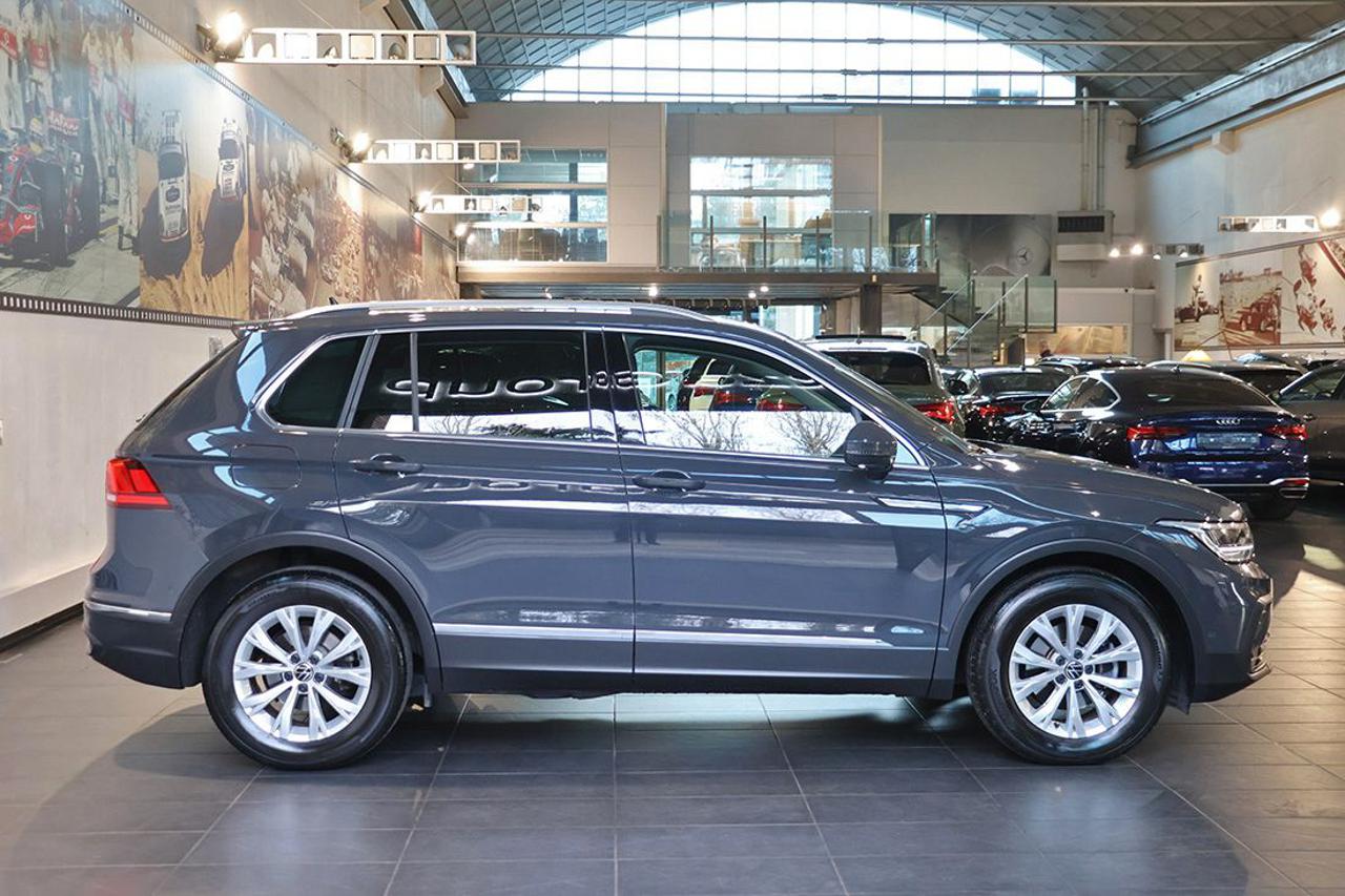 VOLKSWAGEN Tiguan 1.5 TSI ACT Life - 2