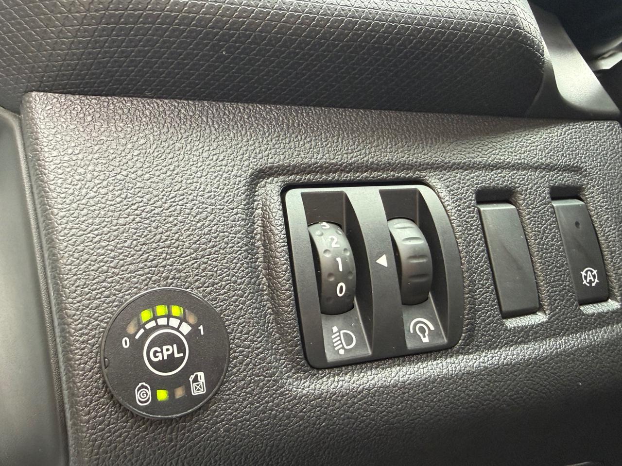 RENAULT Clio TCe 12V 90 CV GPL 5 porte Life (NESSUN VINCOLO) - 12