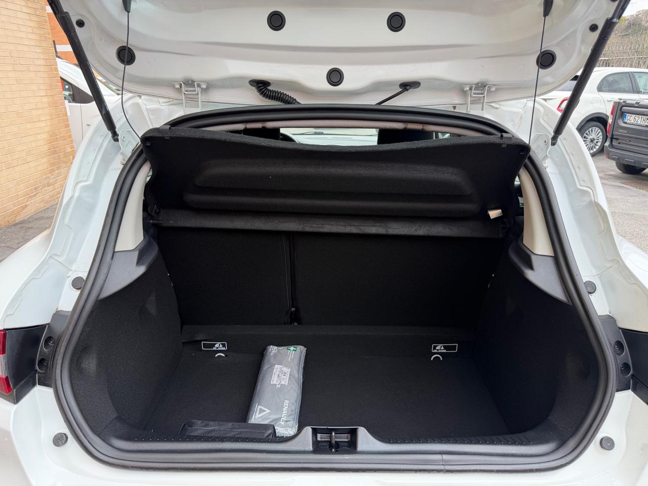 RENAULT Clio TCe 12V 90 CV GPL 5 porte Life (NESSUN VINCOLO) - 8