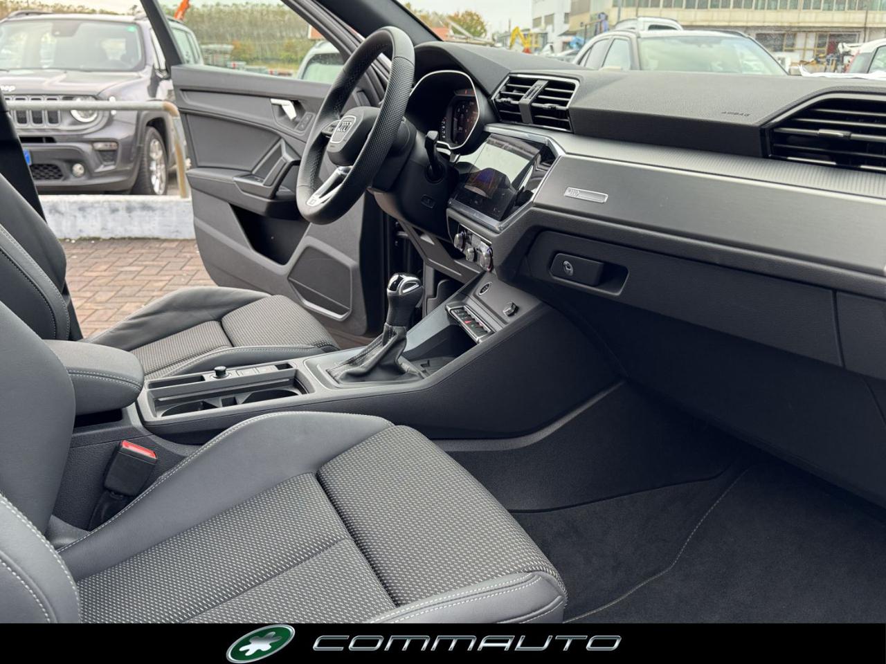 AUDI Q3 SPB 35 TDI S tronic S line edition - 31