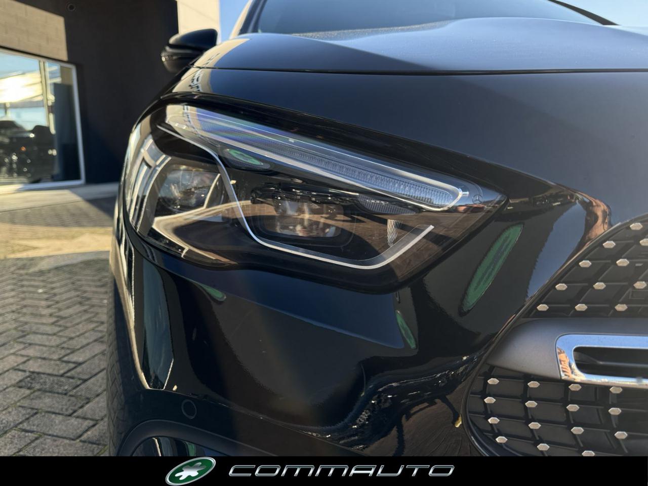 MERCEDES-BENZ GLA 200 d Automatic AMG Line Advanced Plus - 4