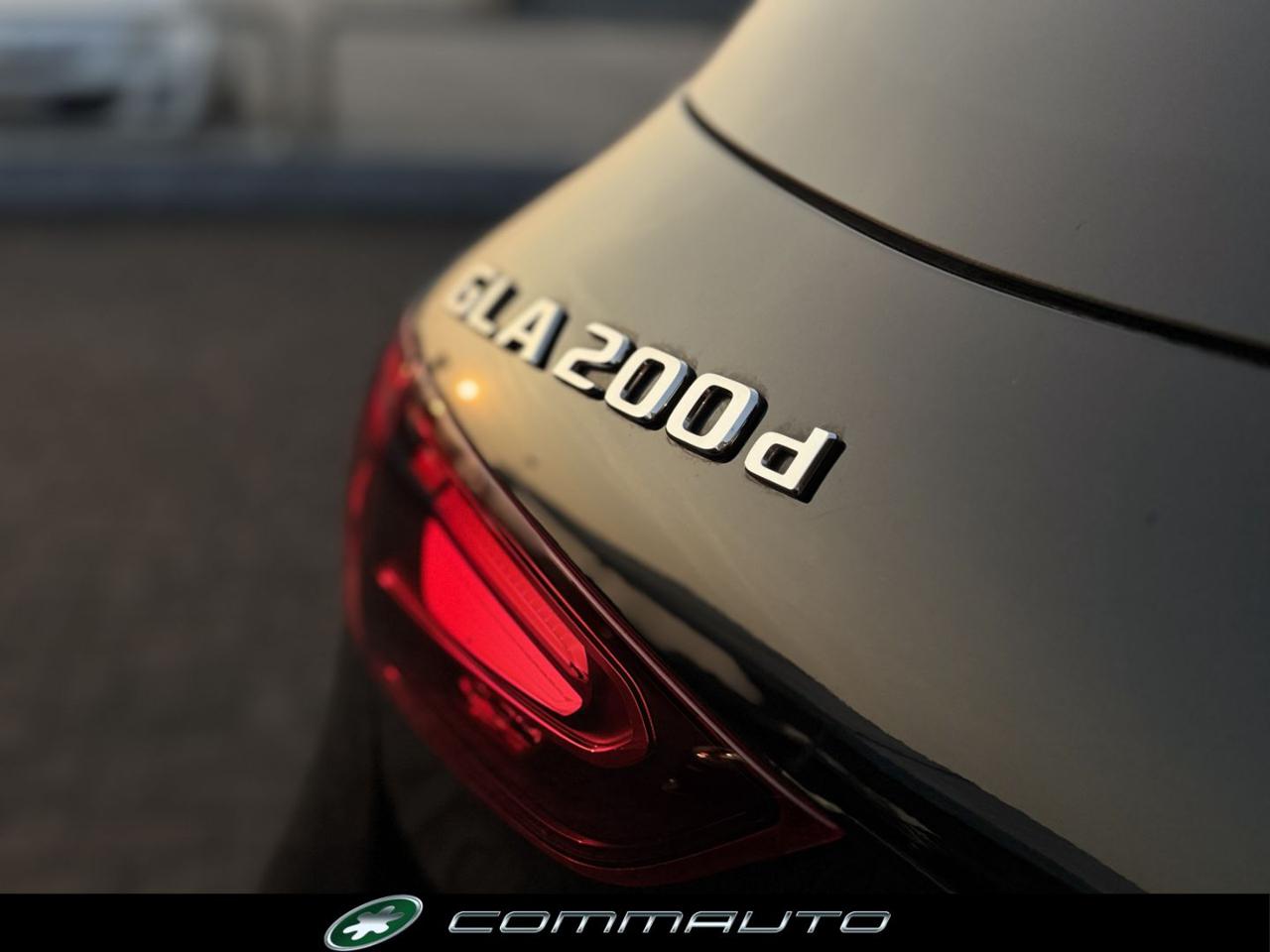 MERCEDES-BENZ GLA 200 d Automatic AMG Line Advanced Plus - 27