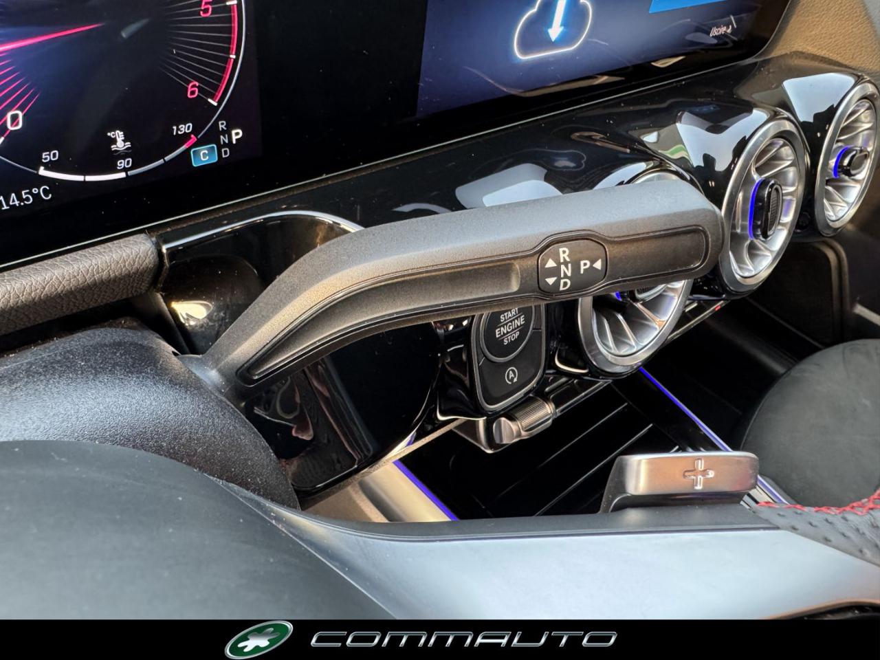 MERCEDES-BENZ GLA 200 d Automatic AMG Line Advanced Plus - 16