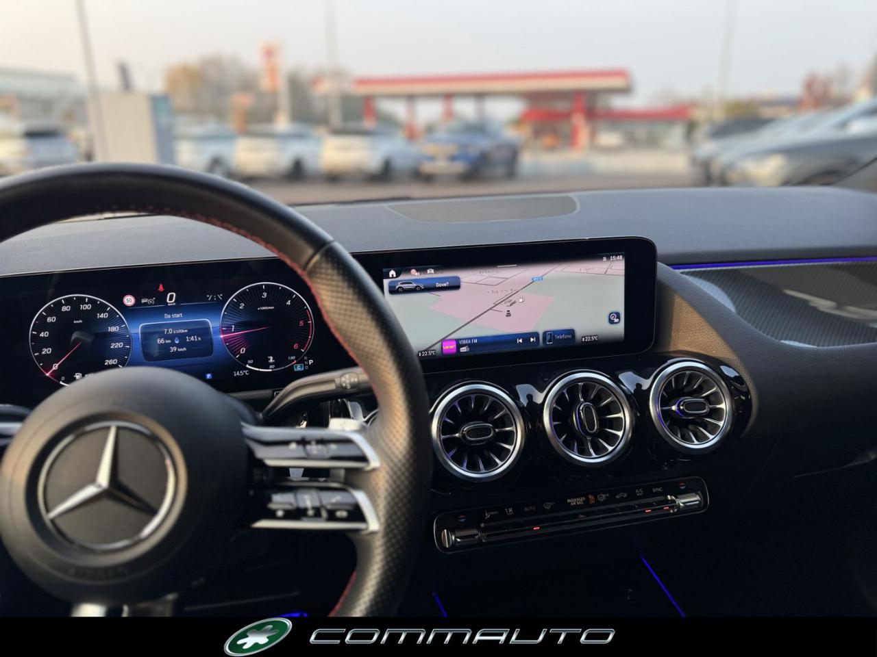 MERCEDES-BENZ GLA 200 d Automatic AMG Line Advanced Plus - 29