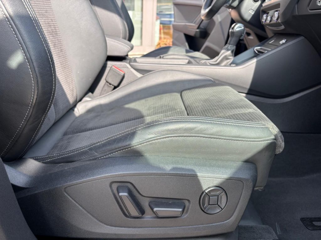 AUDI Q3 SPB 40TDI Quattro Black line TETTO PANORAMA APRI - 10