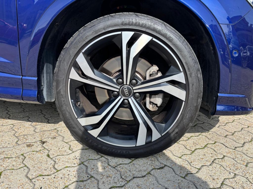 AUDI Q3 SPB 40TDI Quattro Black line TETTO PANORAMA APRI - 25
