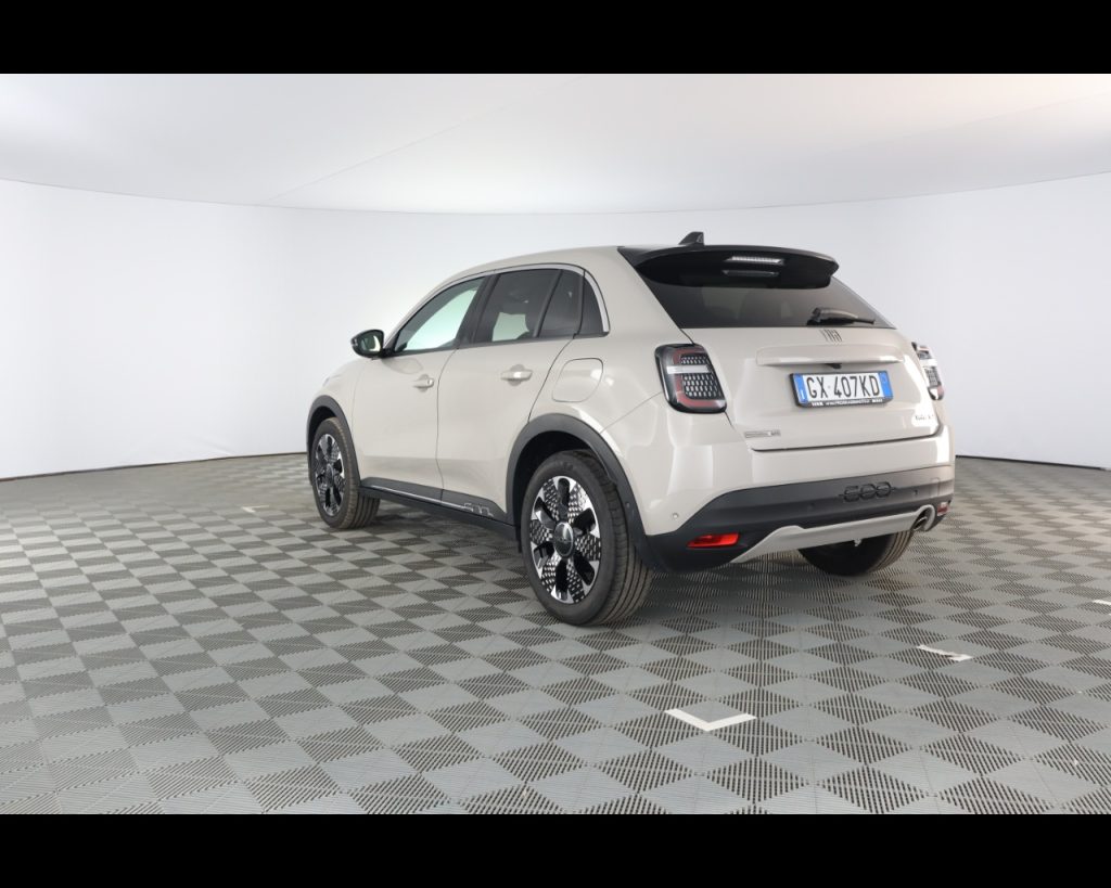 FIAT 600 1.2 hybrid La Prima 110cv auto - 10