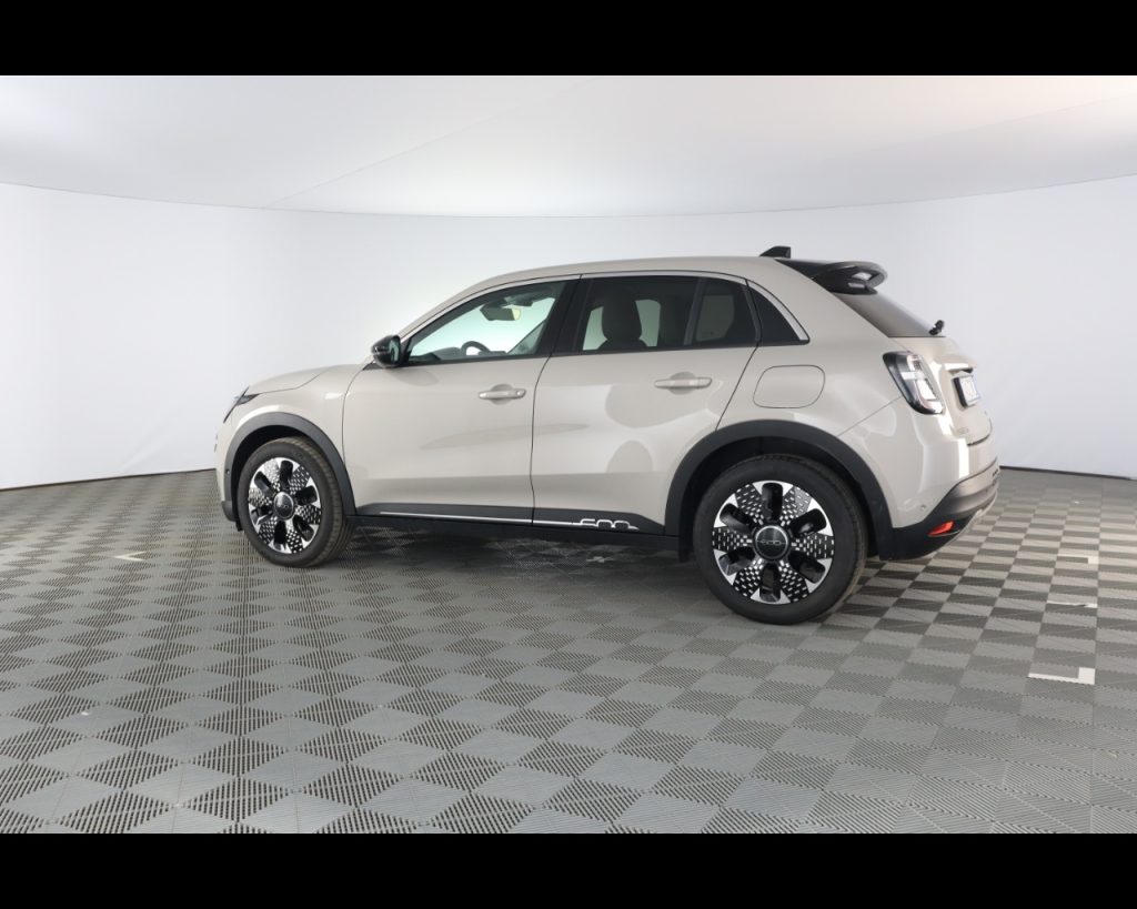 FIAT 600 1.2 hybrid La Prima 110cv auto - 11