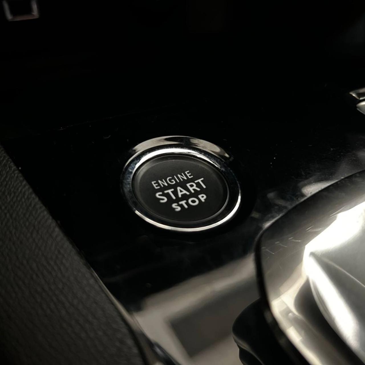 PEUGEOT 3008 Hybrid4 300 e-EAT8 GT Pack TETTO APRIBILE - 29