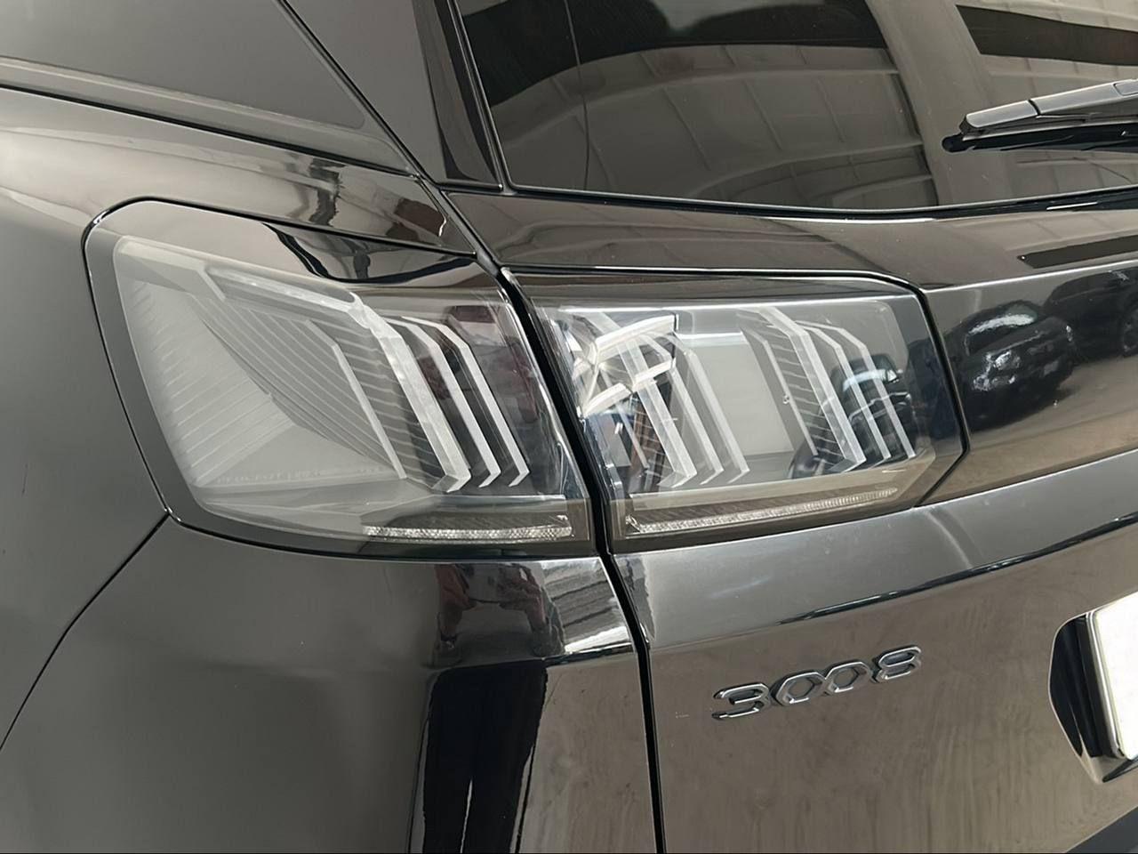 PEUGEOT 3008 Hybrid4 300 e-EAT8 GT Pack TETTO APRIBILE - 39